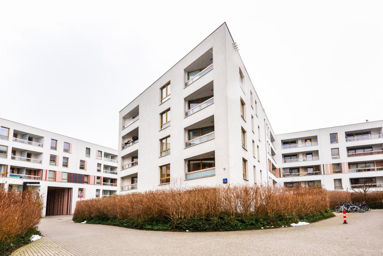 Wola Luxury Wooden Apartment Warsawa Bagian luar foto